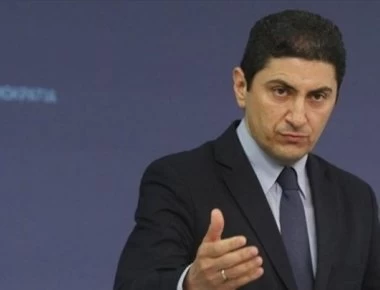 Ο Λ. Αυγενάκης ξεκίνησε την προεκλογική του εκστρατεία από καταυλισμό Ρομά